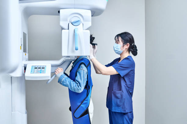 Best Emergency Dental Services for Seniors in Shady Shores, TX